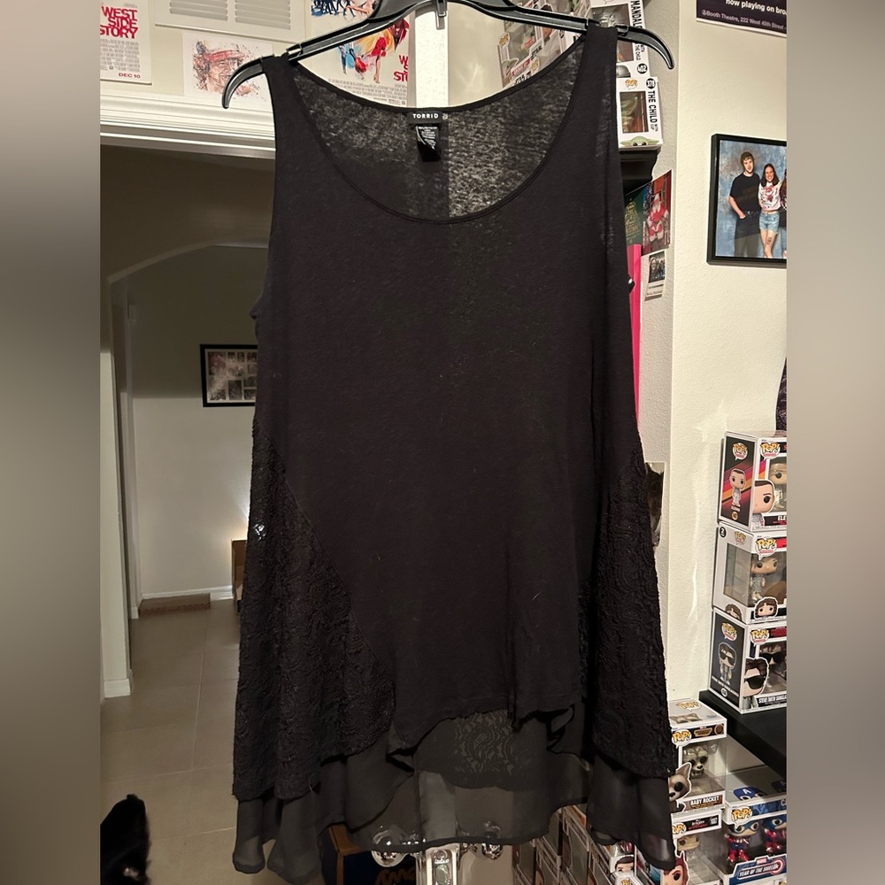 Torrid Black Sleeveless Tunic With Lace
